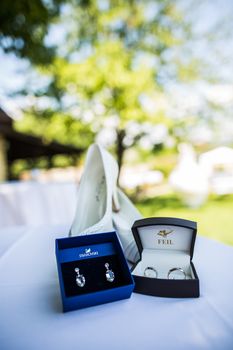 Niki �s G�bor karikagy�r�vel kapcsolatos visszajelz�se